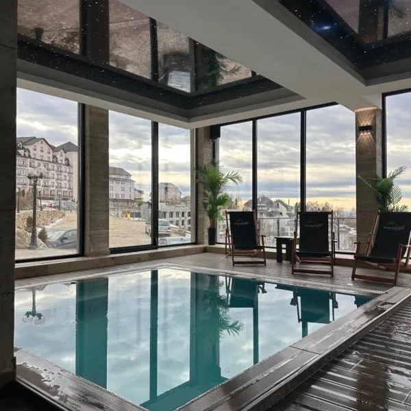 Ibis Lux Milmari Apartman N51 Kopaonik Panorama Spa、コパオニクのホテル
