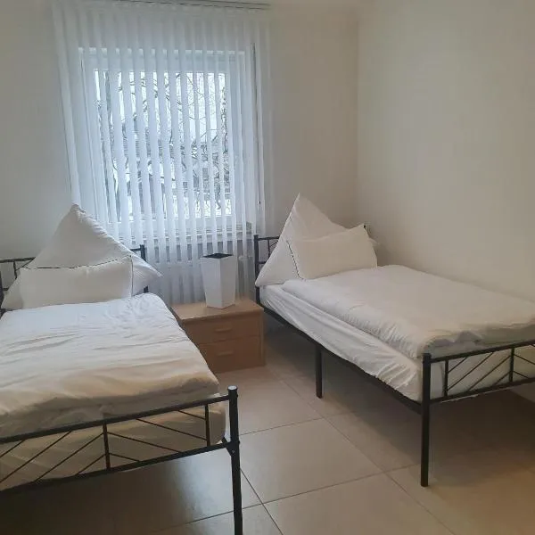 Ferienwohnung/Montagewohnung 2, ξενοδοχείο σε Bad Driburg