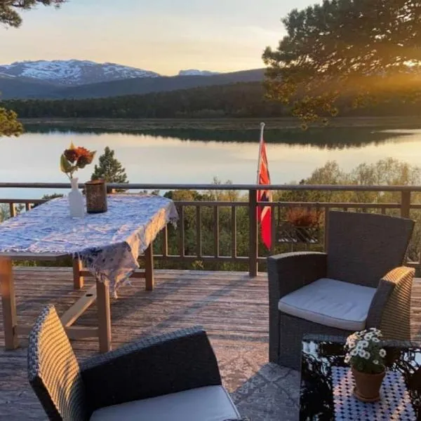 Drømmehytta på Senja, hotel in Tranøya