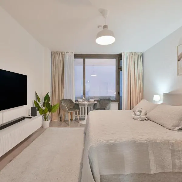 Goodliving Apartments Studio mit Balkon & Netflix, hotel sa Essen