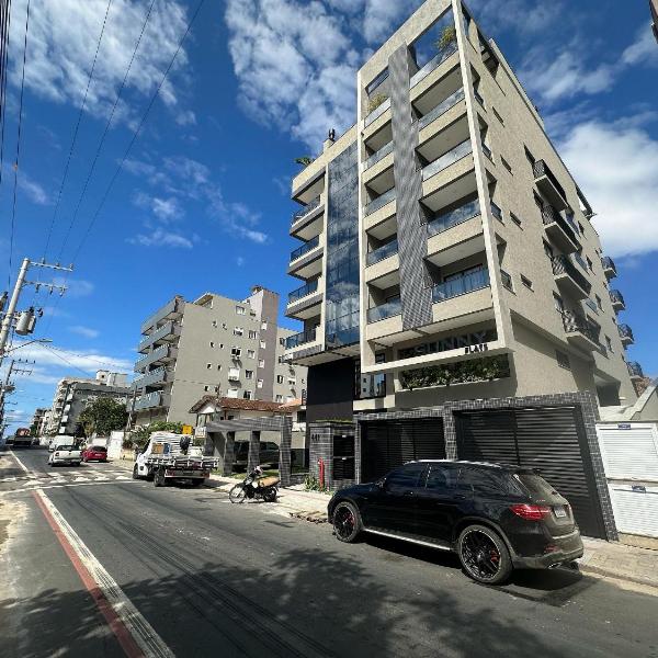 Sunny Flats