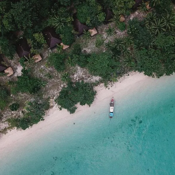 Sevenseas Resort Koh Kradan โรงแรมในเกาะกระดาน
