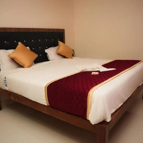 VS HERITAGE INN, hotel v destinaci Vallam