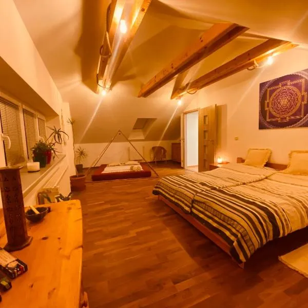 Pyramida & Sauna Relax Guest House, hotel v destinácii Žďár nad Sázavou