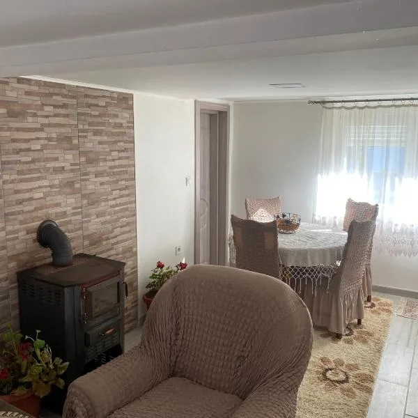 Apartman Lana, hotel v destinaci Mojkovac