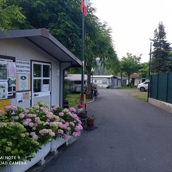 Parco Vacanze Bracchetto Vetta, hotel en Carrodano Inferiore