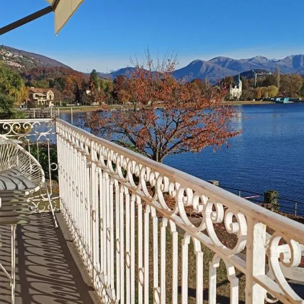 Casa Celeste by Quokka 360 - flat with a view of Lake Lugano, hotel v destinaci Caslano