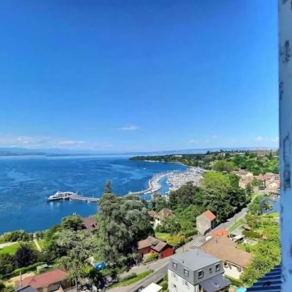 Appartement avec vue 180 sur le Lac Léman, hotell i Thonon-les-Bains