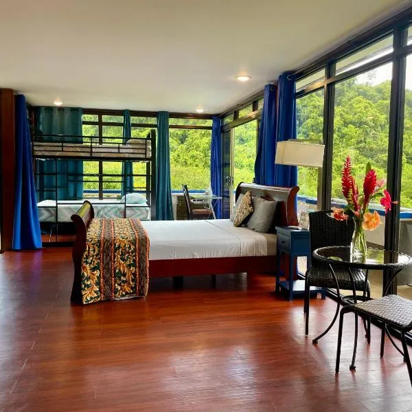Ngermid Oasis- 1BD, Beautiful Lodge, Amazing Views, hotel v destinaci Koror