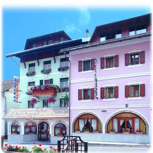 Albergo Scarpone, hotel in Prato Carnico