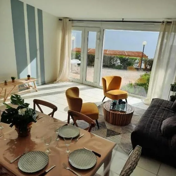 Appart magnifique avec une vue exceptionnelle OLERON, hotel v destinácii La Bernerie-en-Retz