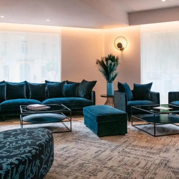 Résidence Hôtelière Chambord au coeur de Menton - entièrement rénovée, hotel v Mentonu