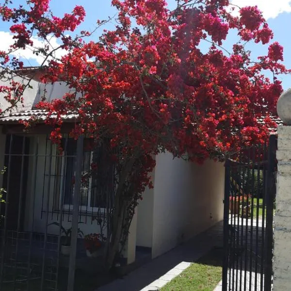 Casa Hostel A 15 minutos de Aeropuerto Ezeiza, hotel en Lomas de Zamora