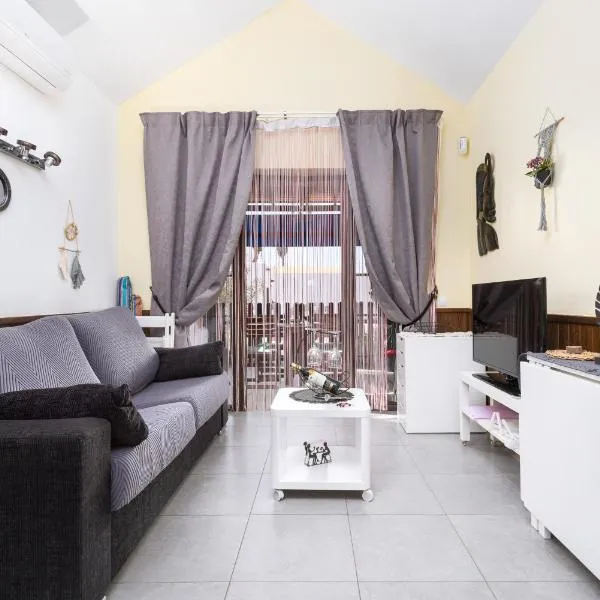 Bungalow Montecastillo i1, מלון בTriquivijate