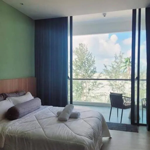 RDHomeStay-RoxyBeachApt, hotel v destinaci Sematan