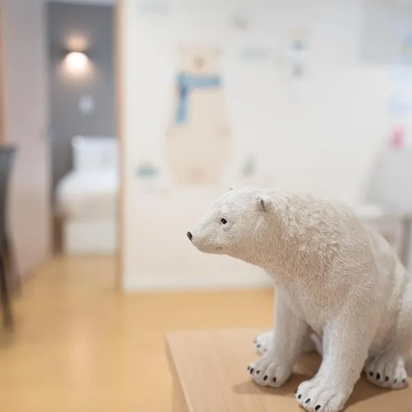 The Peak Villa Suite Hokkaido, hotel in Higashikawa