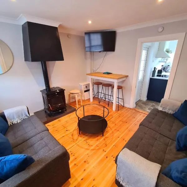 Stylish 3 Bedroom Galway House, hotel v destinaci Galway