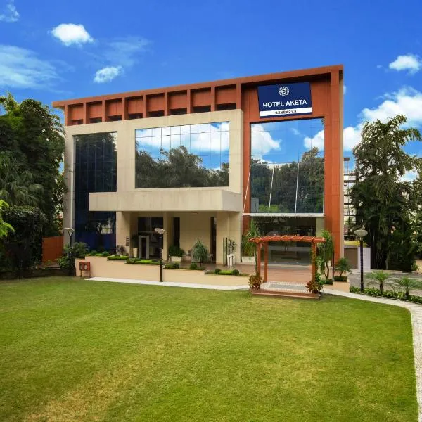 Hotel Aketa Rajpur Road Dehradun, Dehradun, hotel v destinaci Déhrádún
