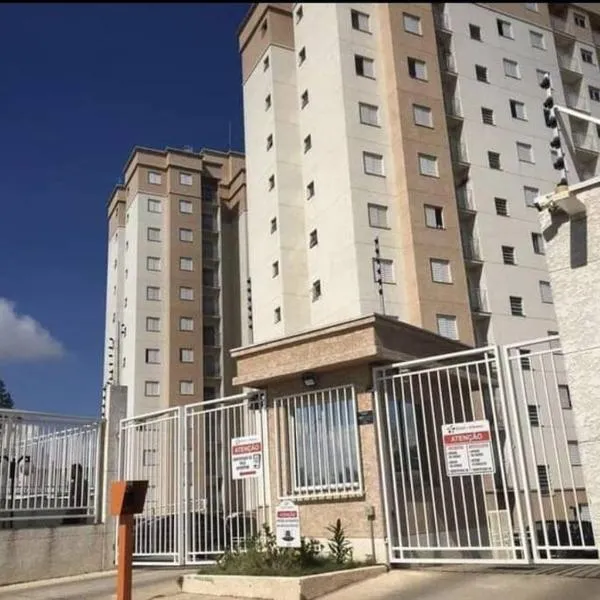 Apto 62 Portal das Palmeiras - Itu, hotel en Salto