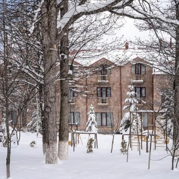 Alpina Resort by Stellar Hotels, Tsaghkadzor, hotel in Tsaghkadzor