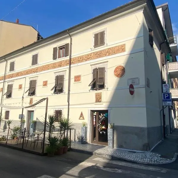 Casa Puccini Bienaime', hotell i Carrara