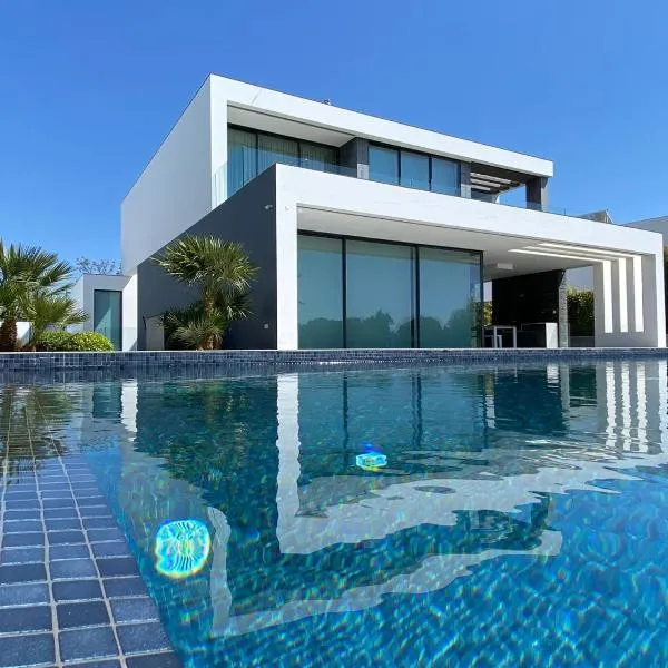 Villa Algarve Paradise, hotel in Vilamoura