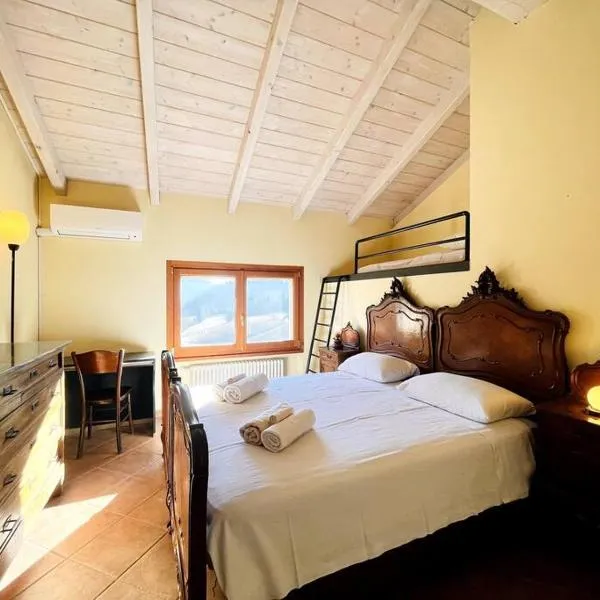 Casa Mina(Wi-fi & TV)، فندق في Serralunga di Crea