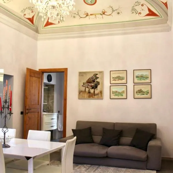 “Antica Dimora” Esclusivo Appartamento(100MQ), hotel a Fermo
