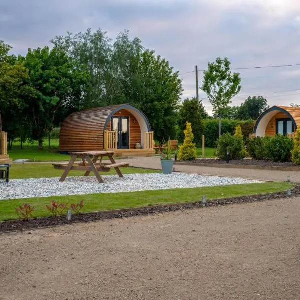Willow Farm Glamping, hotel v destinaci Chester