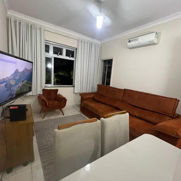 Apto confortável e completo em Copacabana- 2 quartos com split e wifi - Foto 5