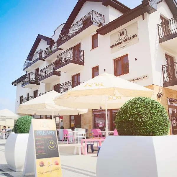 Marina Mielno z widokiem na jezioro, hotel v destinaci Mielno
