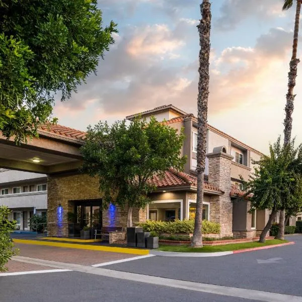 Holiday Inn Express Simi Valley, an IHG Hotel, hotel di Simi Valley