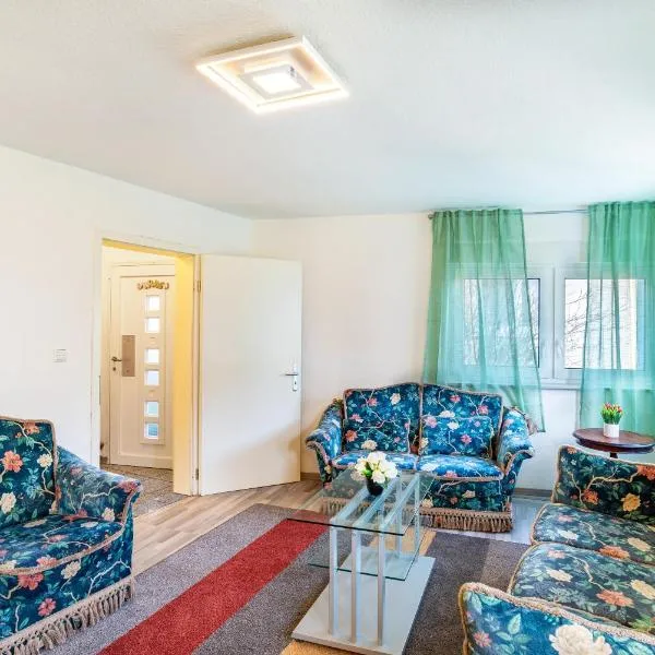 Haus am Bach, hotel in Haueneberstein