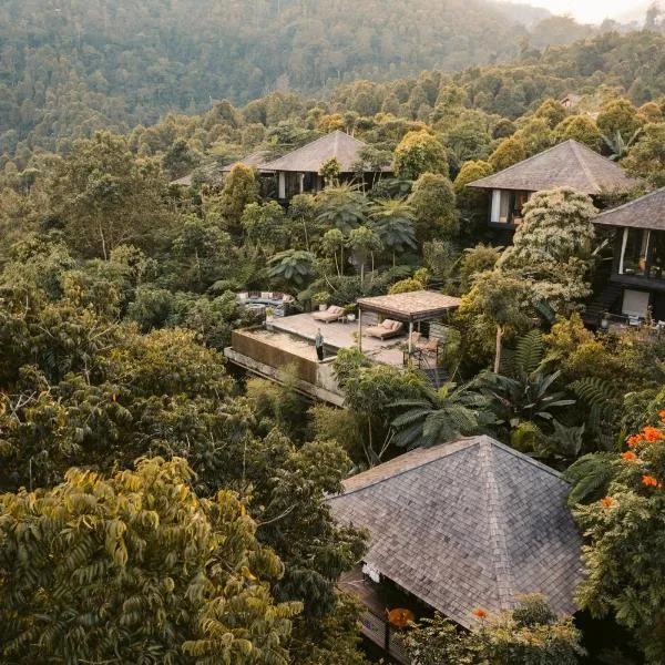 ๋ฌธ๋์ ์์นํ ํธํ
Munduk Cabins