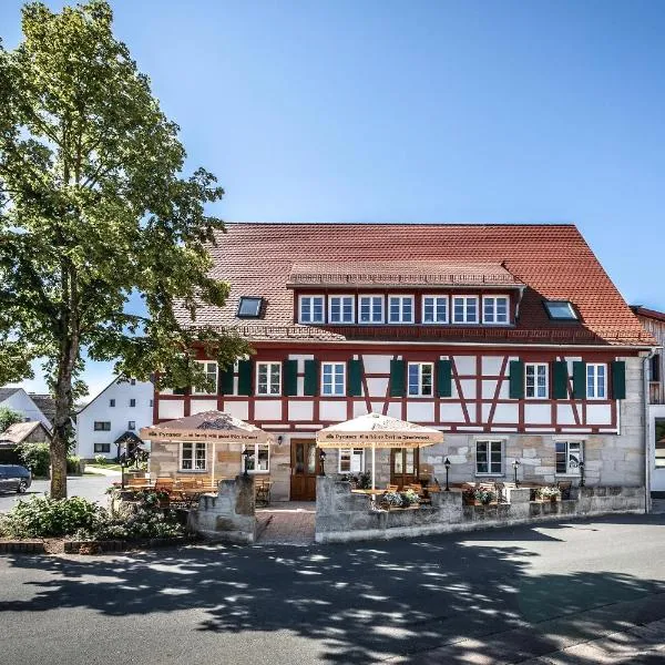 Pension Zum Schrammel, hótel í Unterrohrenstadt