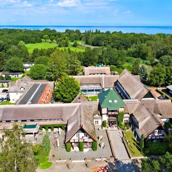 Meeressterne Hotel Forsthaus Damerow、オストゼーバート・コゼロウのホテル