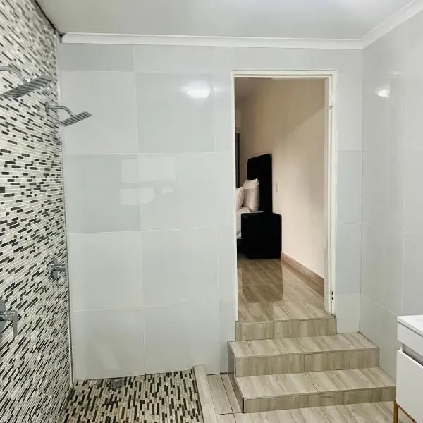 Zindiza Guesthouse 2, מלון בDel Judor