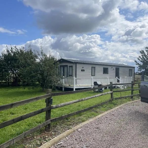 Orchard View Caravan, hotel a Leake Common Side
