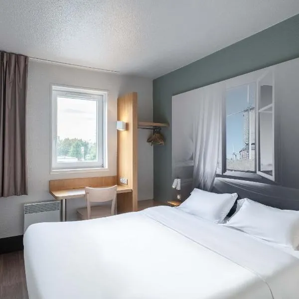 B&B HOTEL Lille Lezennes Stade Pierre Mauroy, hotel di Lezennes