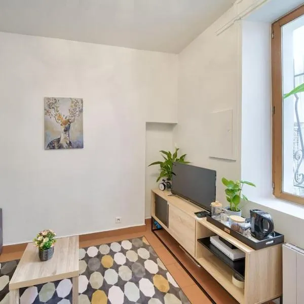 Studio sur cour, proche des Buttes-Chaumont