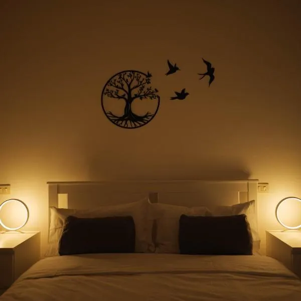 Casa Ghandi vicino a Roma con Box Auto e Wi-Fi, hotel in Monterotondo