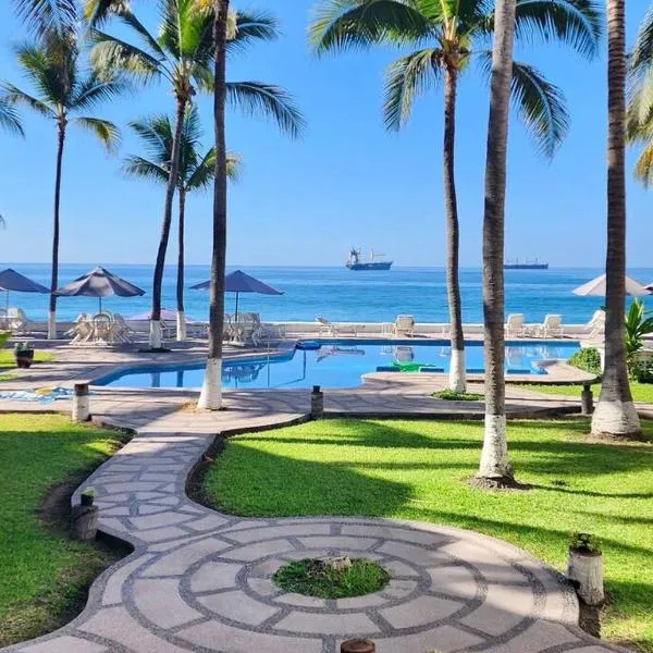 Departamento Frente a la Playa, Salagua Manzanillo, hotel v destinácii Manzanillo