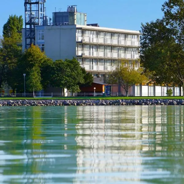 Plazs Hotel Siófok, hotel v Siófoku