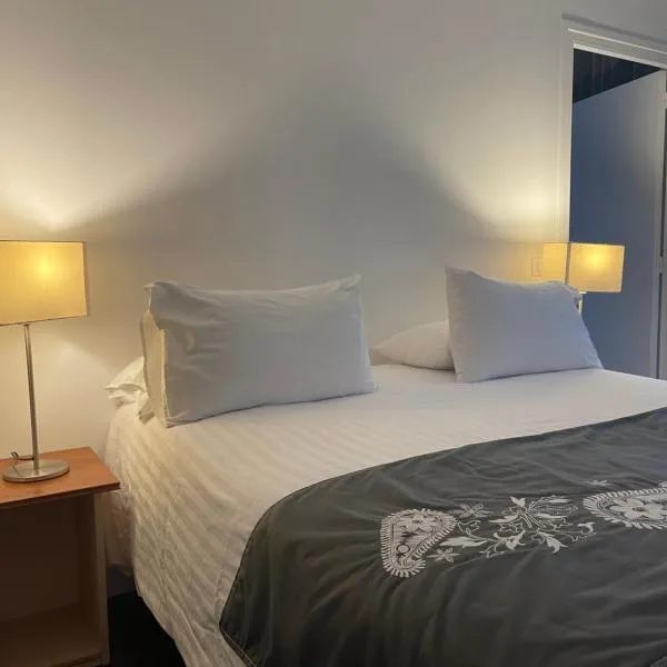 Appartement XVe siècle Vous offre petit déjeuner et ménage, hotel di Clermont-Ferrand