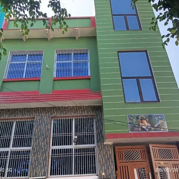 RADHA APARTMENTS Stay, hotel v destinaci Govardhan