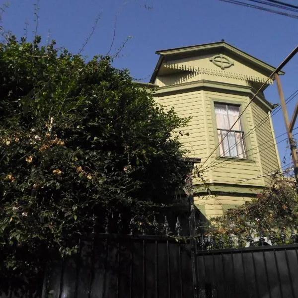 Hostal Residencia Blest Gana, hotel v destinaci Viña del Mar