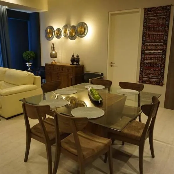 Ferringhi Luxury Suite @ By The Sea, hotel di Batu Feringgi