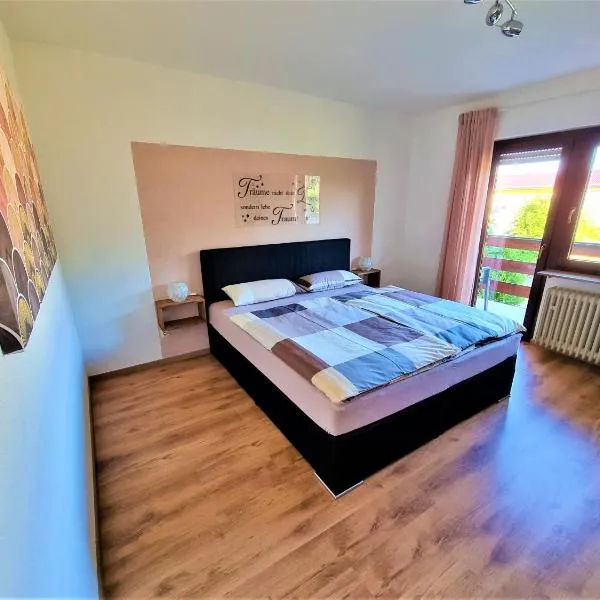 Ferienwohnungen Pappenheimer, khách sạn ở Langfurth