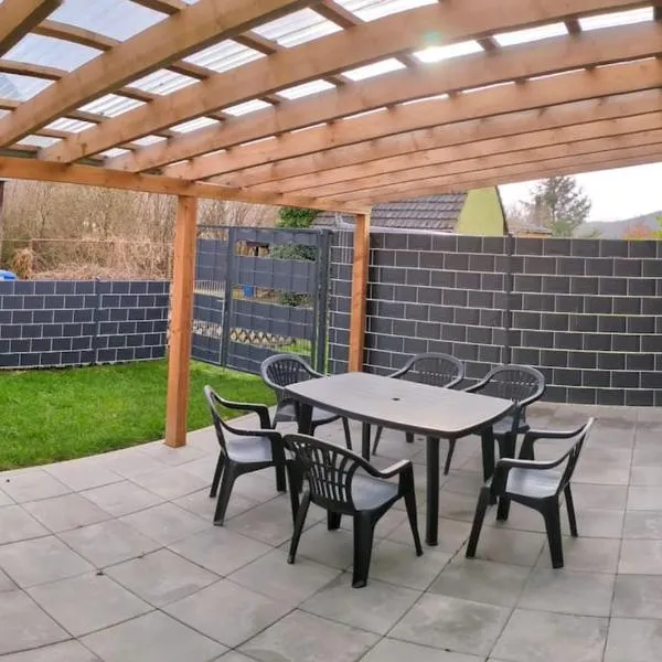 Ferienhaus Brigitte, hotel in Dichtelbach