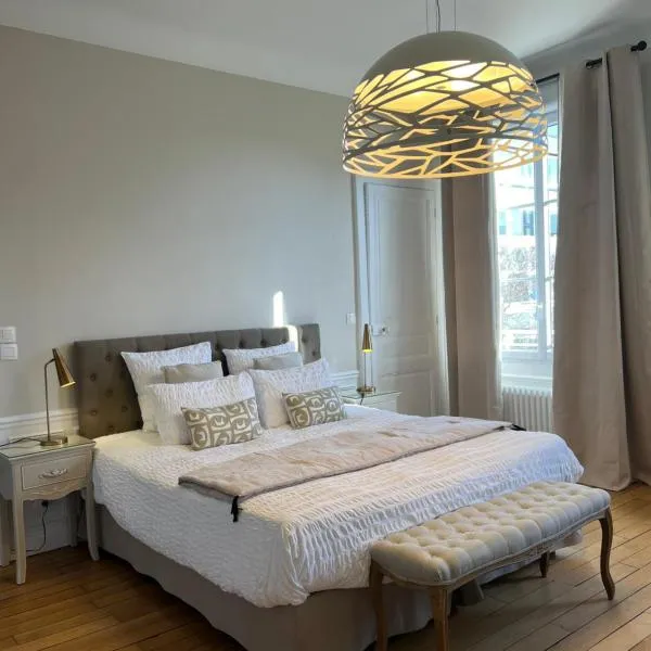 La Demeure des Sacres - Cathédrale, hotel en Reims